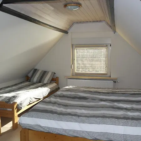 Koetshuis *